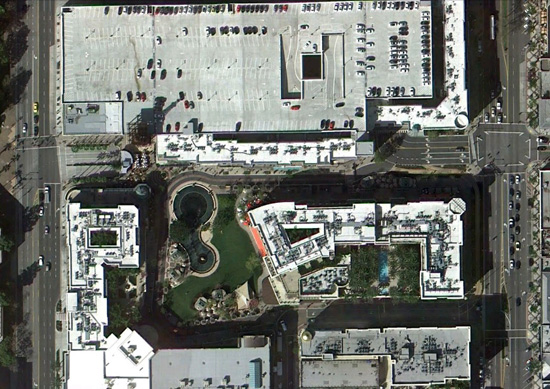 Mall-Americana-Glendale-3-google-earth.jpg