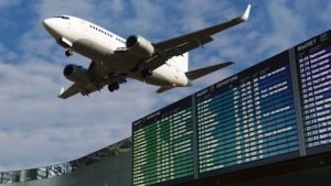 Lire la suite à propos de l’article Enfin une taxe sur les billets d’avion! (Aéroports wallons et Ryanair grondent…)