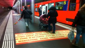 Lire la suite à propos de l’article Et si les opérateurs de transports publics, et leurs autorités de tutelle, s’intéressaient davantage aux piétons ?