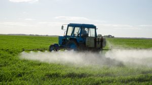 Lire la suite à propos de l’article Pesticides : vers des mesures fortes pour réduire l’exposition des riverains aux pesticides !