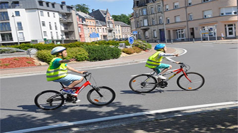 You are currently viewing Communes : le développement du vélo doit être une priorité
