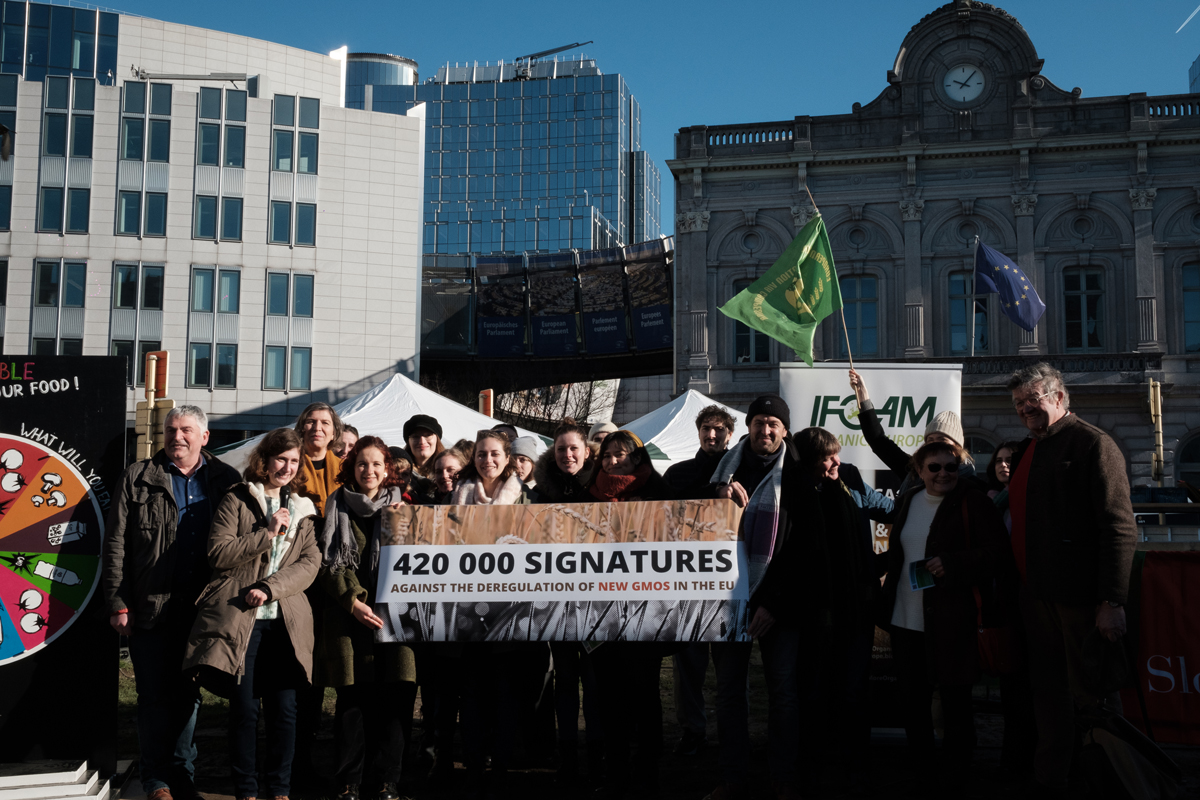You are currently viewing 420.000 signatures de citoyens européens afin de garder les « nouveaux OGM » strictement réglementés