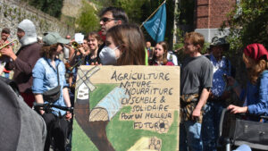 Lire la suite à propos de l’article Journal d’un militant : Société de Gestion, une arme féodale au service du Capital !